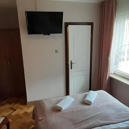 Jasminowy Dwor Quarto em Acomodações Particulares