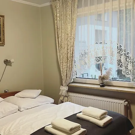 Quarto em Acomodações Particulares Jasminowy Dwor