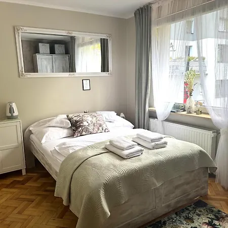 Privatunterkunft Jasminowy Dwor *